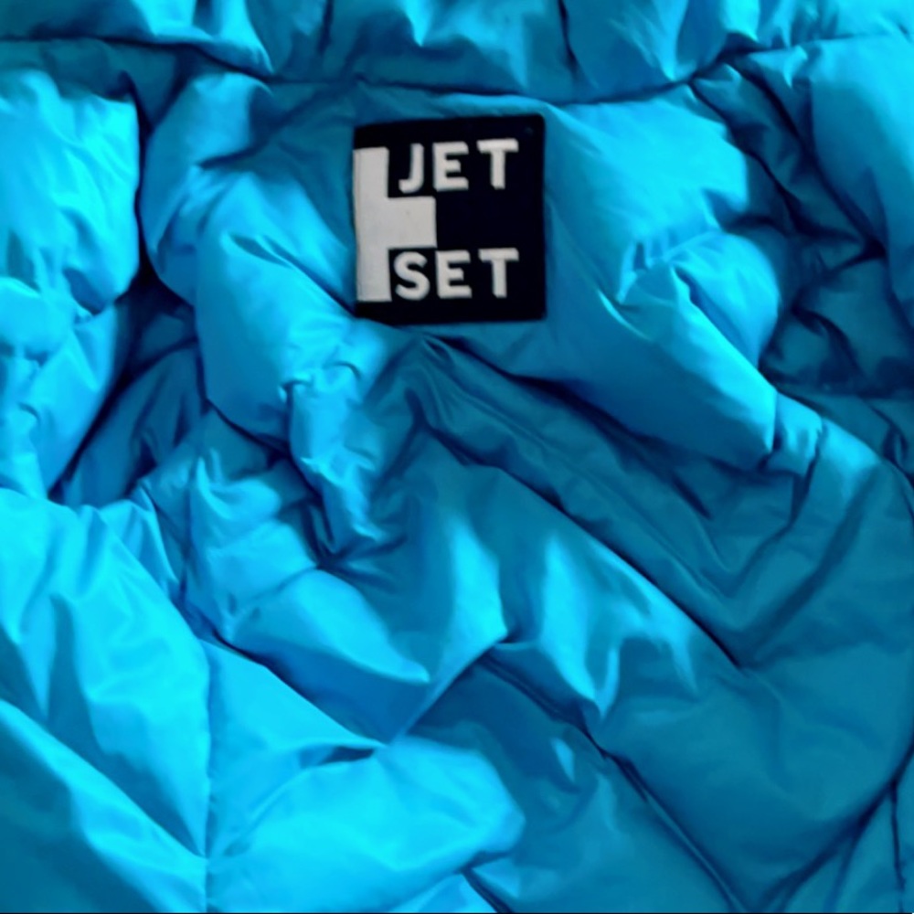 Awesome, fun, COLORFUL barely worn JETSET puffer jacket
